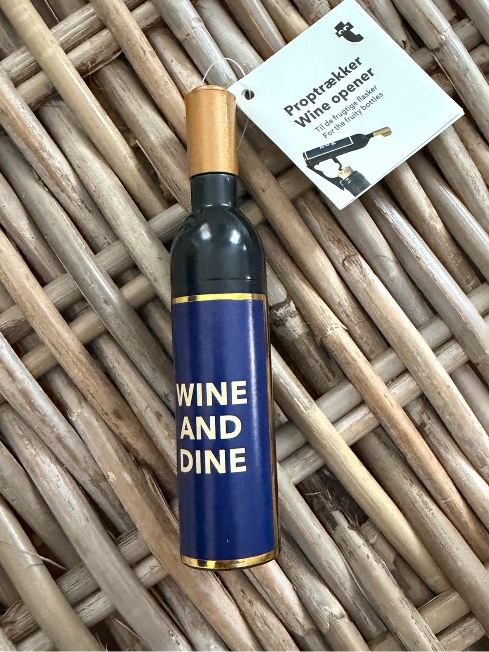 Flying Tiger Copenhagen - Magnetic Wine Corkscrew and Bottle Opener